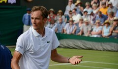 Уимблдон может допустить российских и белорусских игроков к турниру в этом году