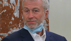 Роман Абрамович отказывается передавать Украине деньги, вырученные от продажи «Челси»