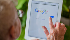 Кому верить: Google обвиняют в показе фейковых статей о пенсиях