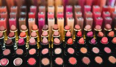 Британцев предупреждают о росте мошенничества в бьюти-сфере