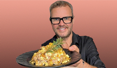 Ешь, пей, нарезай: новогодние рецепты от Олега Скиппари