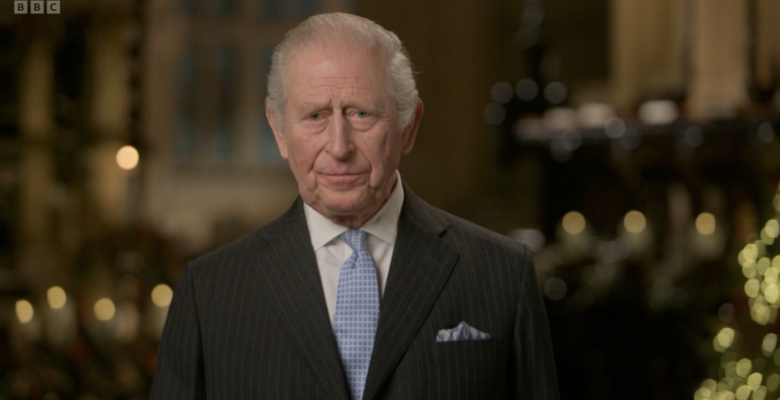 Карл III во время рождественского обращения. Фото: Би-би-си