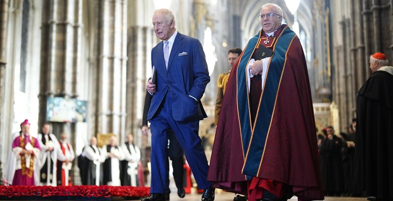 Король Великобритании Карл III во время службы в Вестминстерском аббатстве. Фото: x.com/RoyalFamily