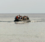 Миллиарды фунтов на депортации: лейбористы принимают меры для высылки нелегалов 