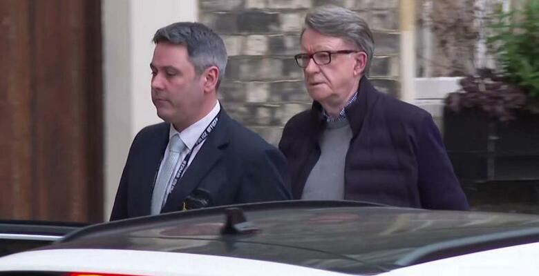 Экс-посол Великобритании в США Питер Мандельсон (справа). Фото: Би-би-си