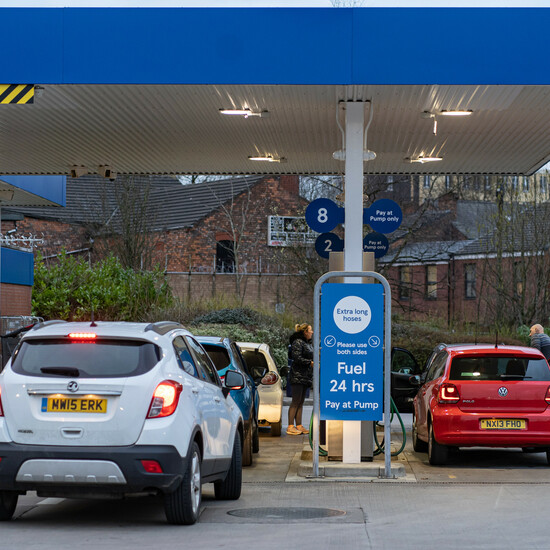 Последствия конфликта на Ближнем Востоке: эскалация разгоняет цены на нефть и газ