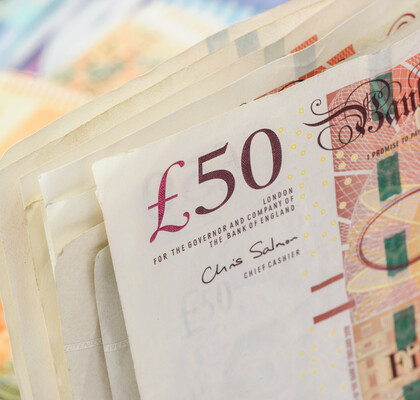 Британцы избегают шестого знака в зарплате