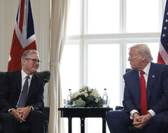 Иранская диаспора просит Стармера не участвовать в войне США и Израиля с Ираном