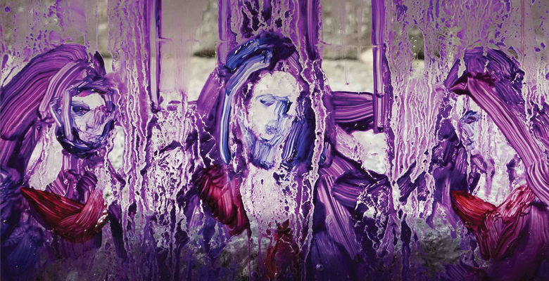 Витражи человеческих историй: пасхальный проект российской художницы Анны Кипарис