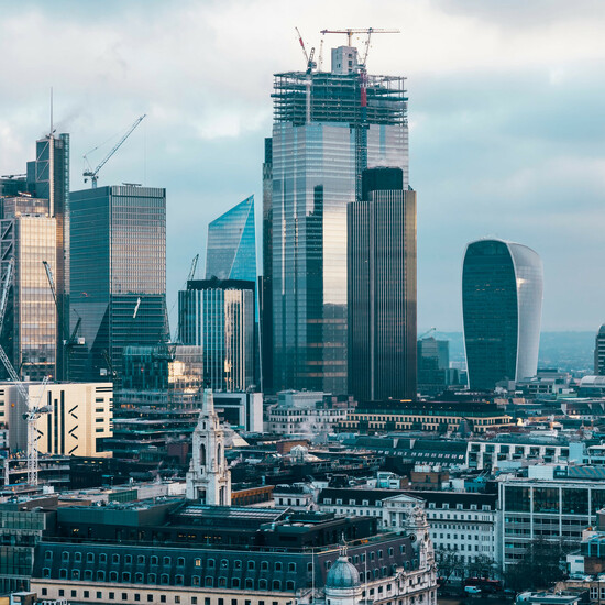 Финансовый сектор Сити показал самый быстрый рост за тридцать лет