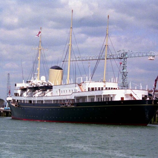 Все на борт: яхта-музей Елизаветы II вошла в топ мировых достопримечательностей