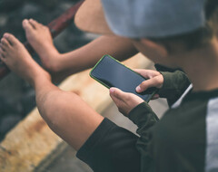 Лондон требует от Google и Apple ограничить для детей доступ к обнаженному контенту